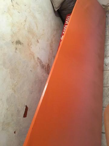 Toldo laranja vertical com estrutura de ferro - Foto 2