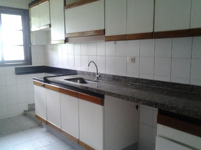 Ampla casa em condomínio fechado de Itaipu - Foto 11