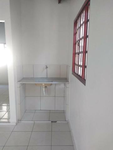 Vendo casa na qc 04 do riacho Fundo II - Foto 2