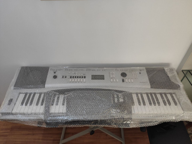 Piano Yamaha DGX 230 NOVO