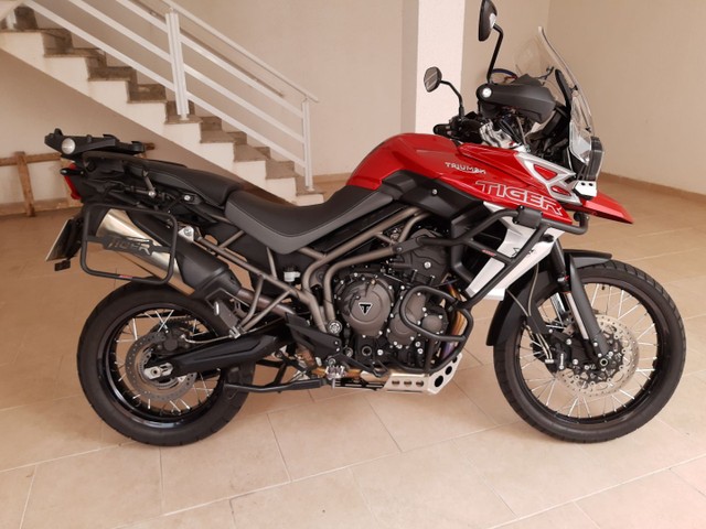 TRIUMPH TIGER 800 XCA ANO 2019 COM 7 MIL KM