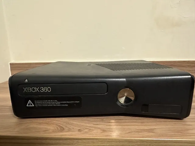 Fonte Xbox 360 Fat Arcade 220V BM520A - Eletro52 Eletro Eletrônica - Caxias  do Sul/RS - Vendas Online
