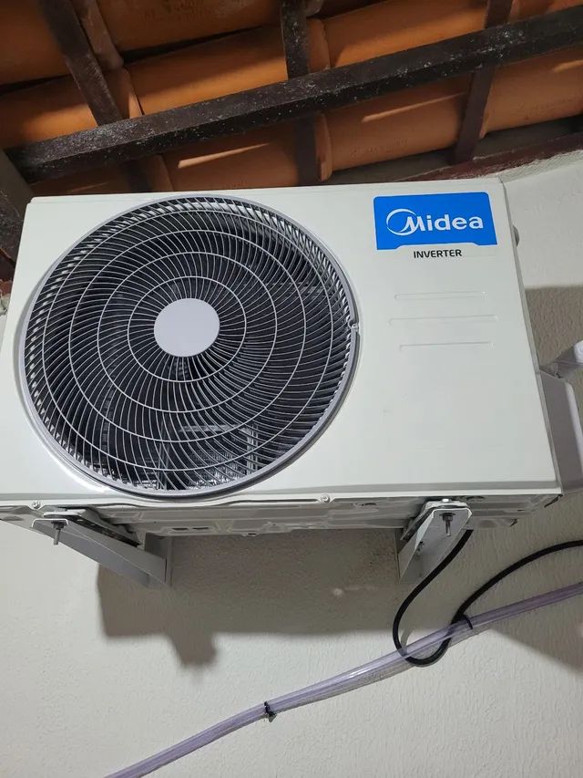 Ar Condicionado Split de Parede e Inverter - Midea