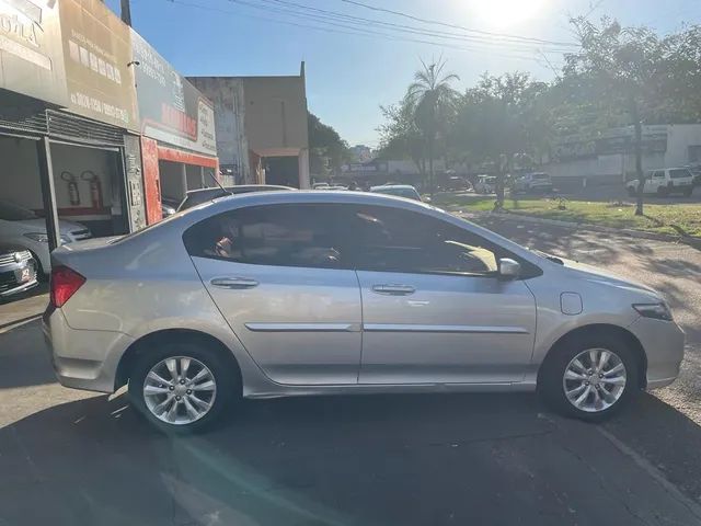 Honda City LX 2013 Automático 