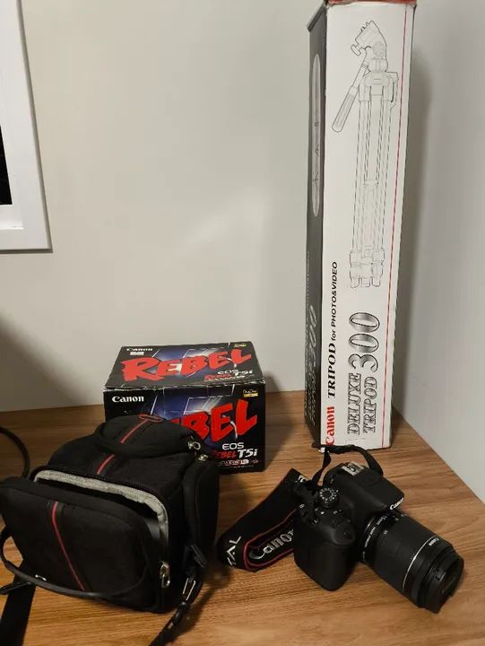 Câmera Profissional Canon T5i com Lente e Assessórios  - Foto 3