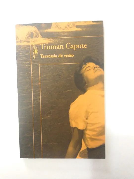 Livro Travessia de Verão, de Truman Capote