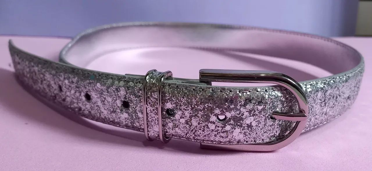 Cinto feminino prata com glitter - Foto 2