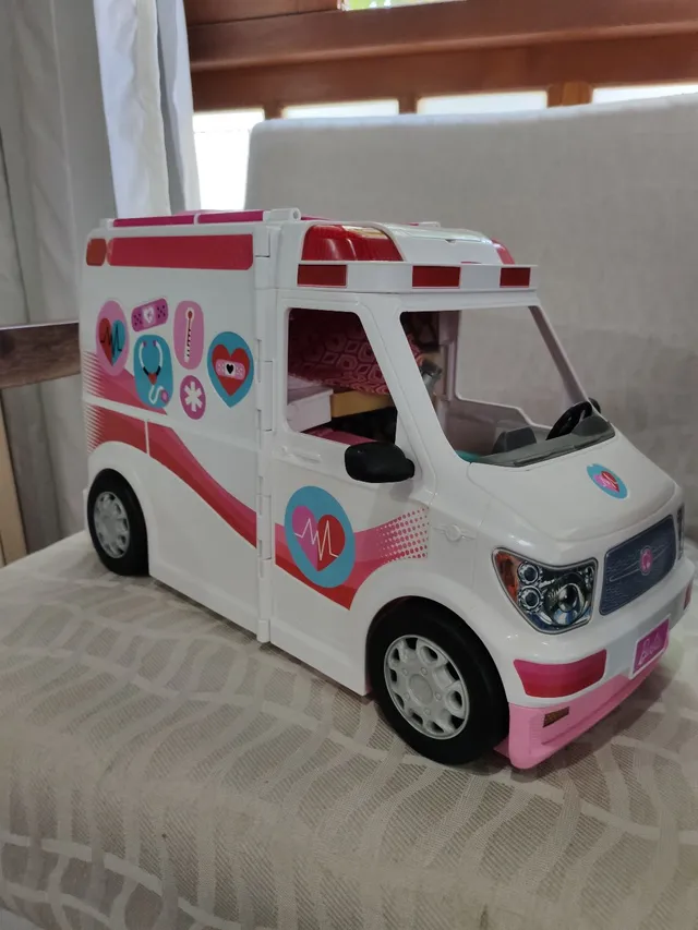 Ambulancia barbie discount