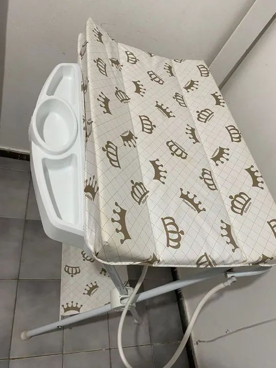BANHEIRA E TROCADOR: GALZERANO 