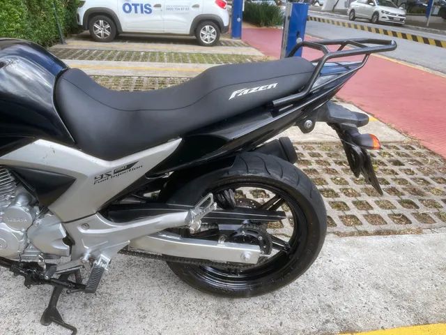 YAMAHA YS 250 FAZER/ FAZER L. EDITION /BLUEFLEX 2011 - 1255778601