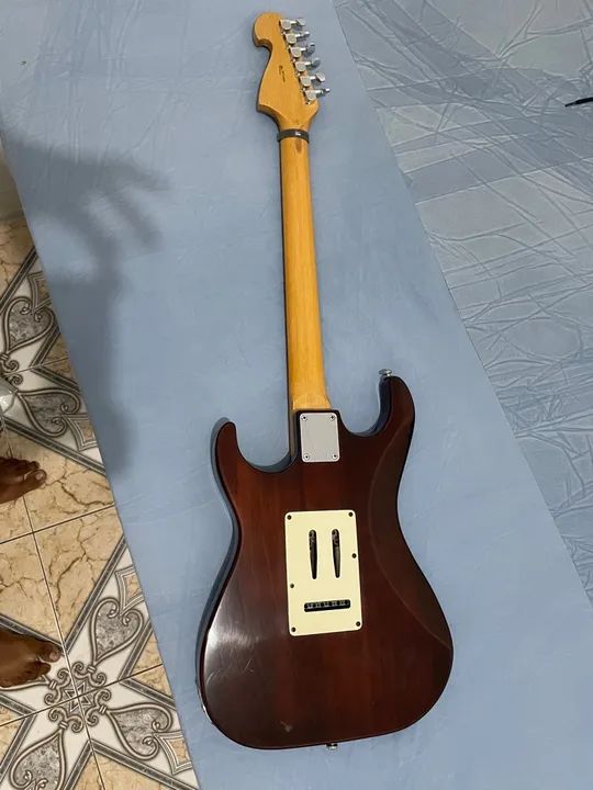 Guitarra Elétrica - Excelente Estado - Foto 4
