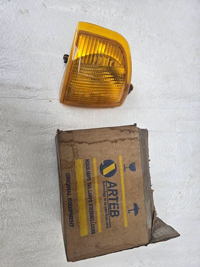 Escort xr3 L GL ghia hobby pisca novo original arteb - Peças para