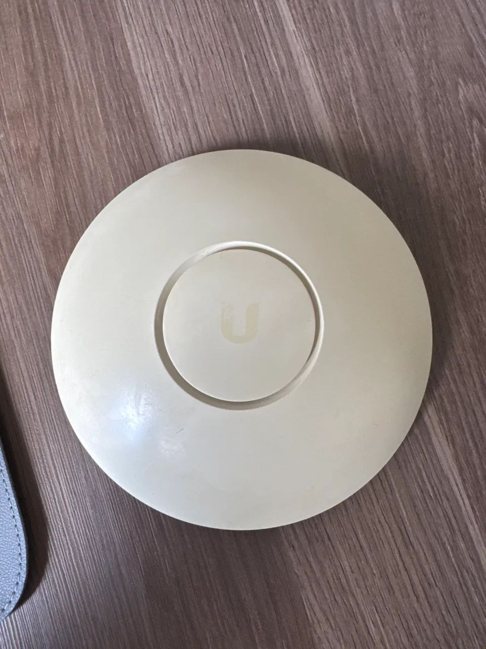 Roteador Wi-Fi Access Point Ubiquiti AP AC LR