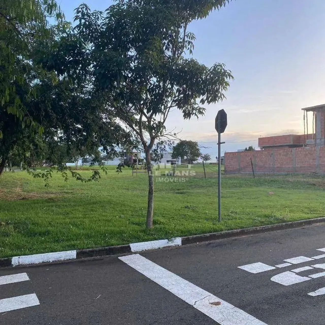 Terreno em Condomínio a venda no Quinta do Engenho, no bairro Centro em Rio das Pedras- SP - Foto 2