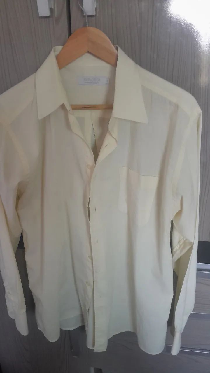Camisa social amarela  - Foto 2