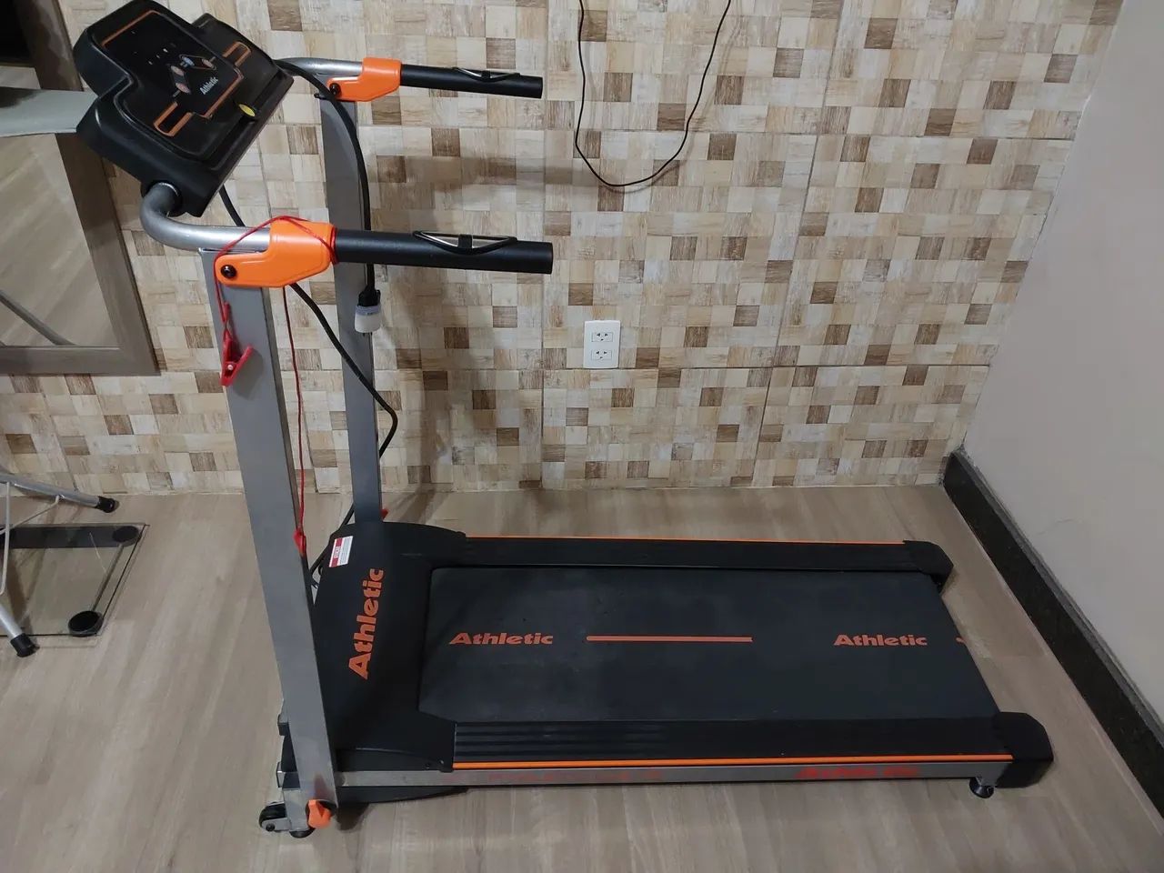 Esteira em Ótimo Estado Conservação 64293892901249121