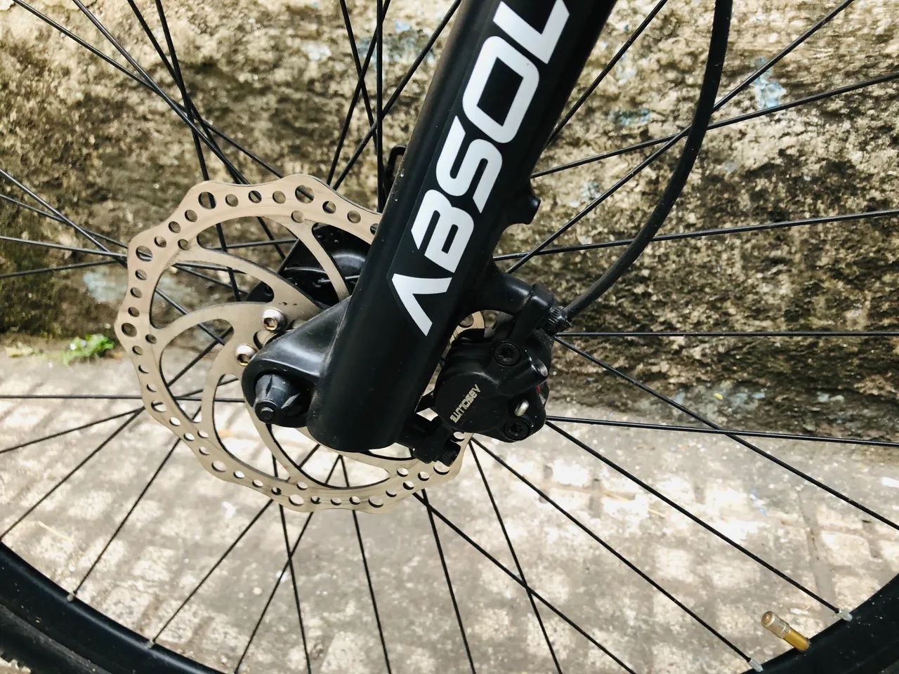 Bike Absolute 19 Nero cabeamento interno