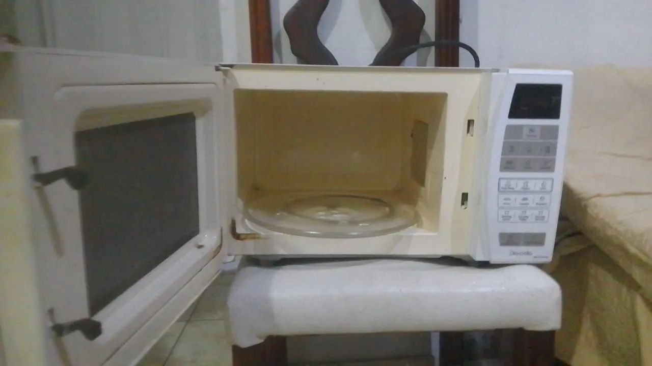 Micro-ondas Desocupado