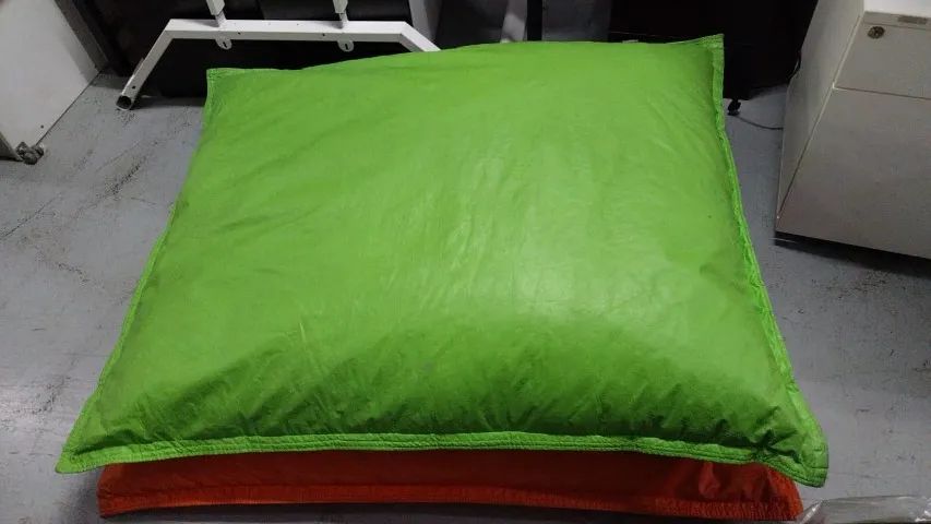 Puff de Escritório Almofadão Ideal para área de descanso  - Foto 3
