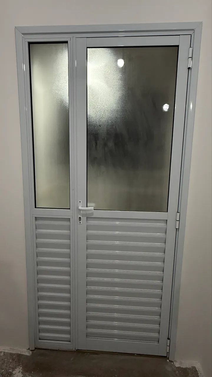 Porta cozinha e porta da sala de correr. - Foto 3