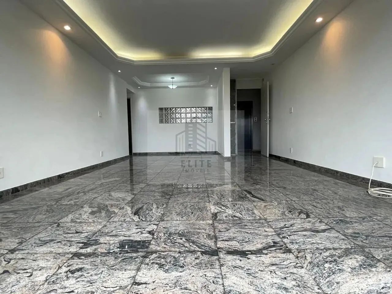 SQN 315 - Apartamento 4 Quartos - Vazado - Armários - Asa Norte