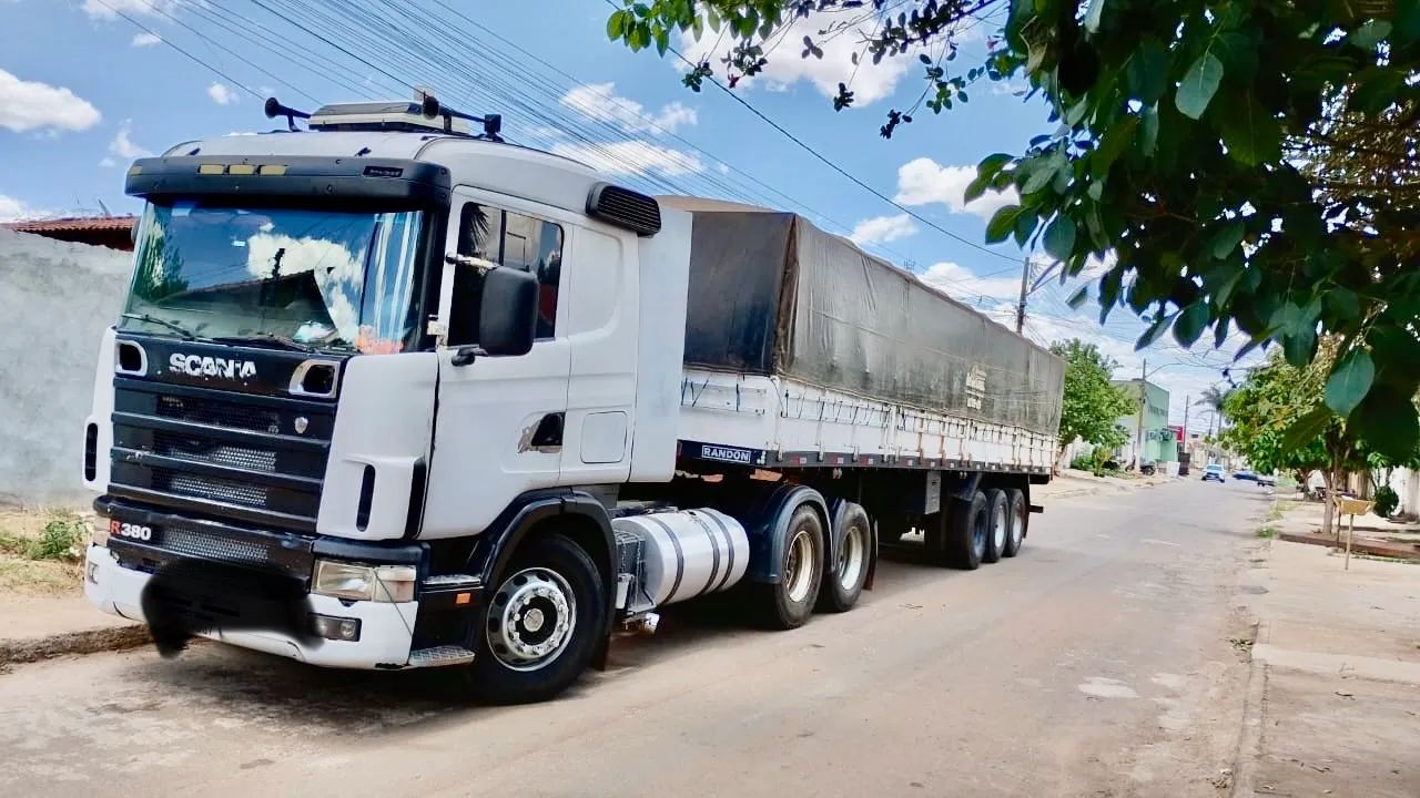 Caminhão engatado - Foto 3