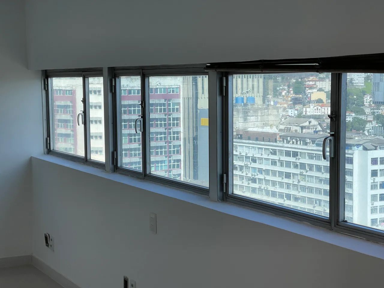 Sala/Conjunto para aluguel e venda possui 130 metros quadrados em Centro - Rio de Janeiro  - Foto 4