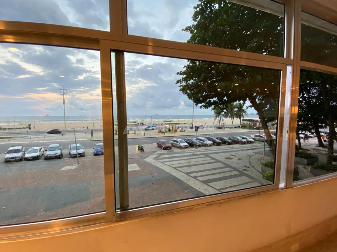 Leme | Apartamento 4 quartos, sendo 3 suites - Foto 2