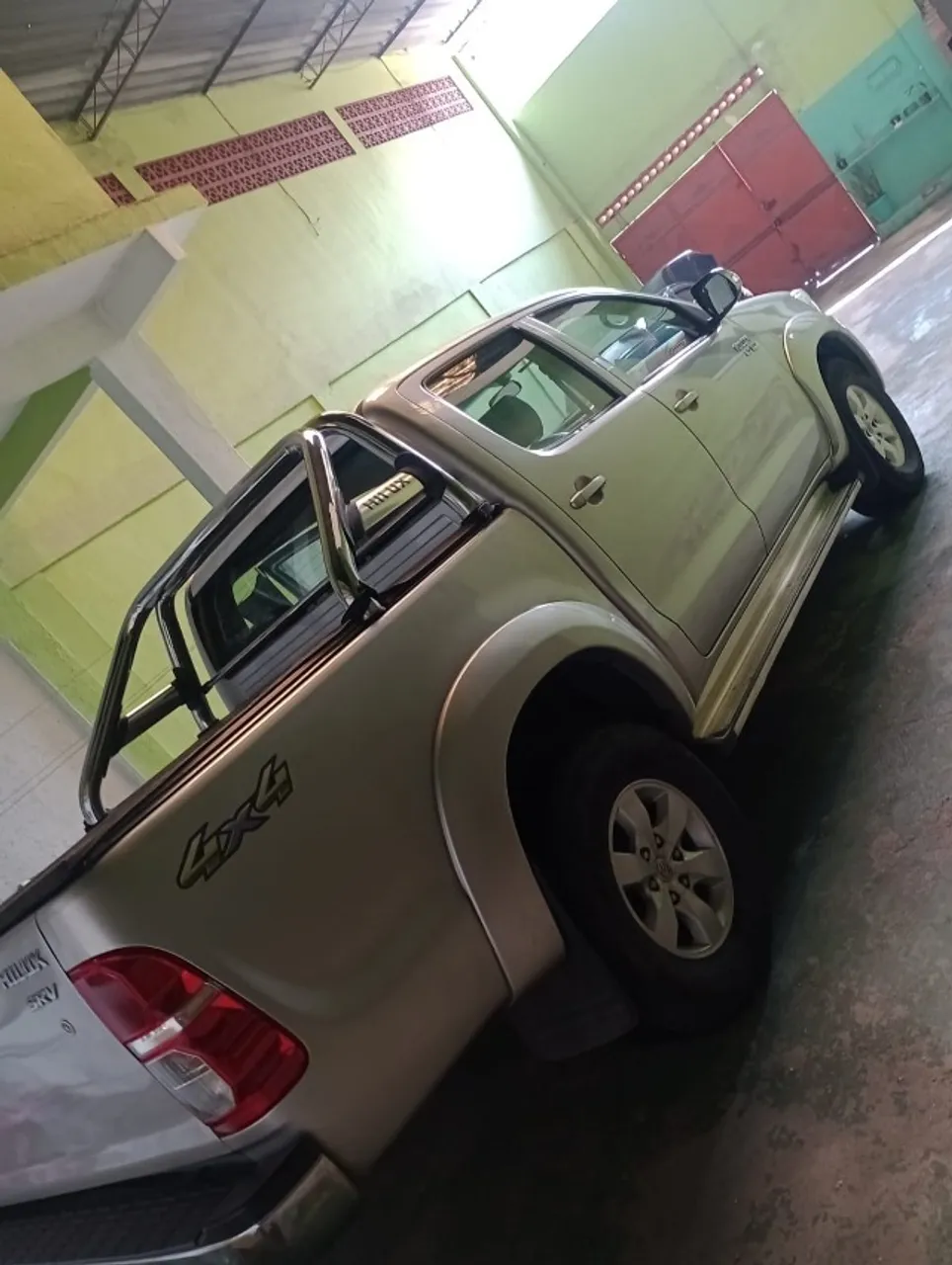 Toyota Hilux 4x4 ano 2014.