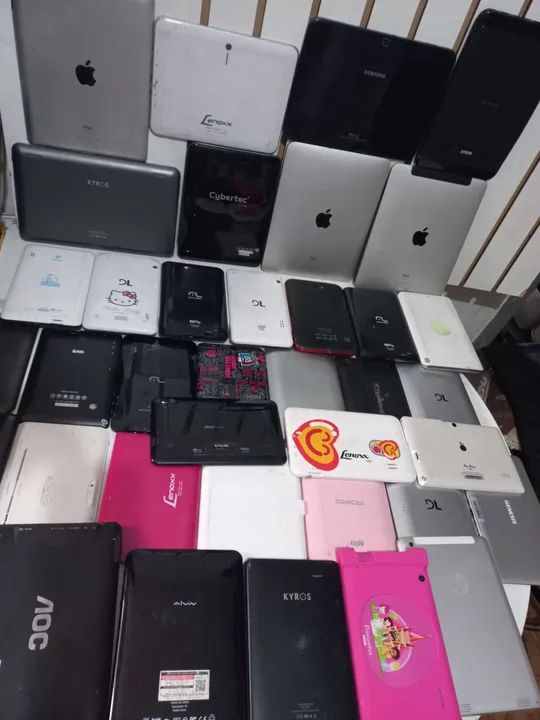   Lote 37 peças  Tablets para arrumar ou aproveitar peças  - Foto 4