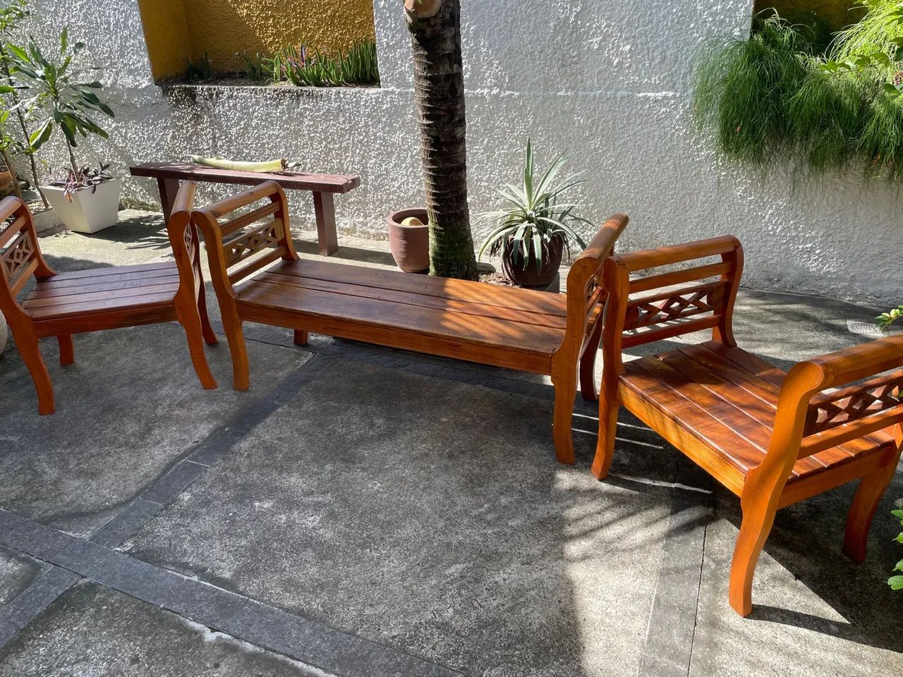 Conjunto de bancos rústicos, modelo divan, em madeira maciça. Móvel rústico! - Foto 2