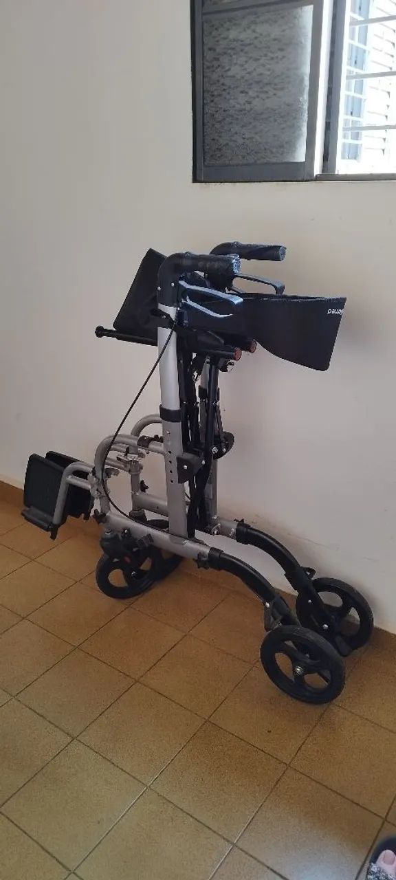 Andador com assento dobrável - Foto 4