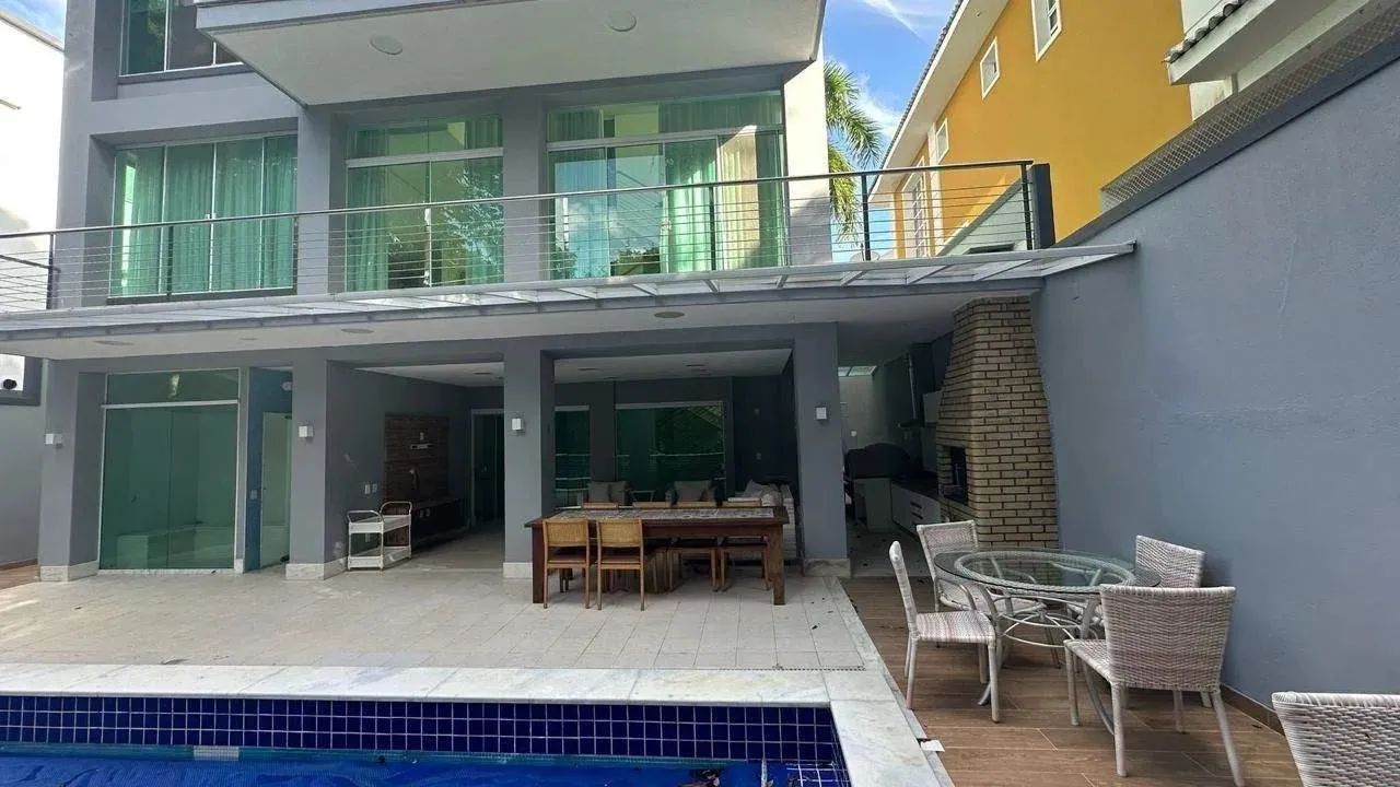 Casa à venda no RESIDENCIAL ITAPARICA - RUA DOS FRADES, ALPHAVILLE I, Salvador, BA