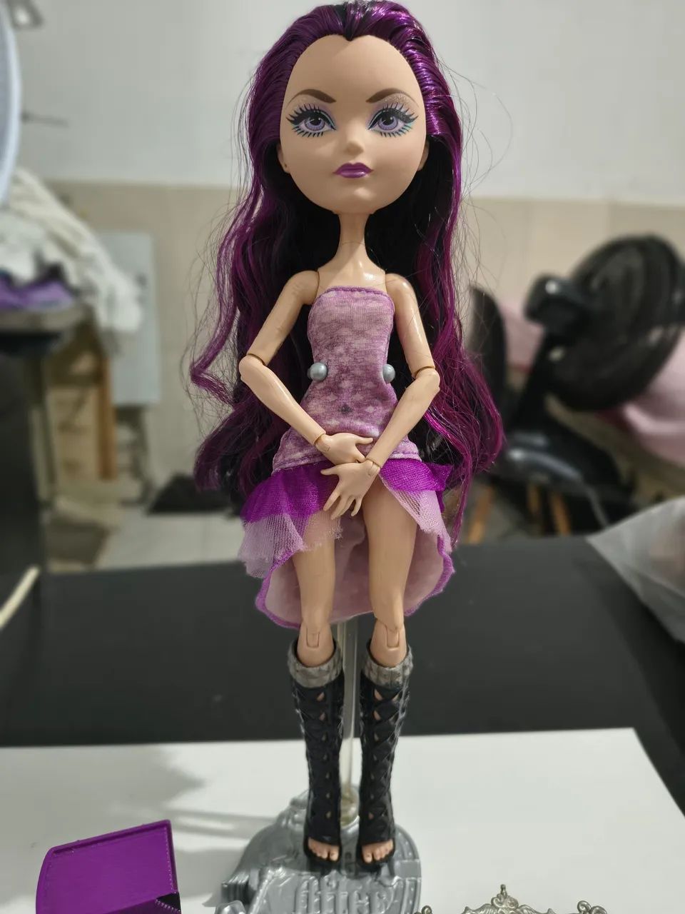 boneca ever after high legacy day - raven queen