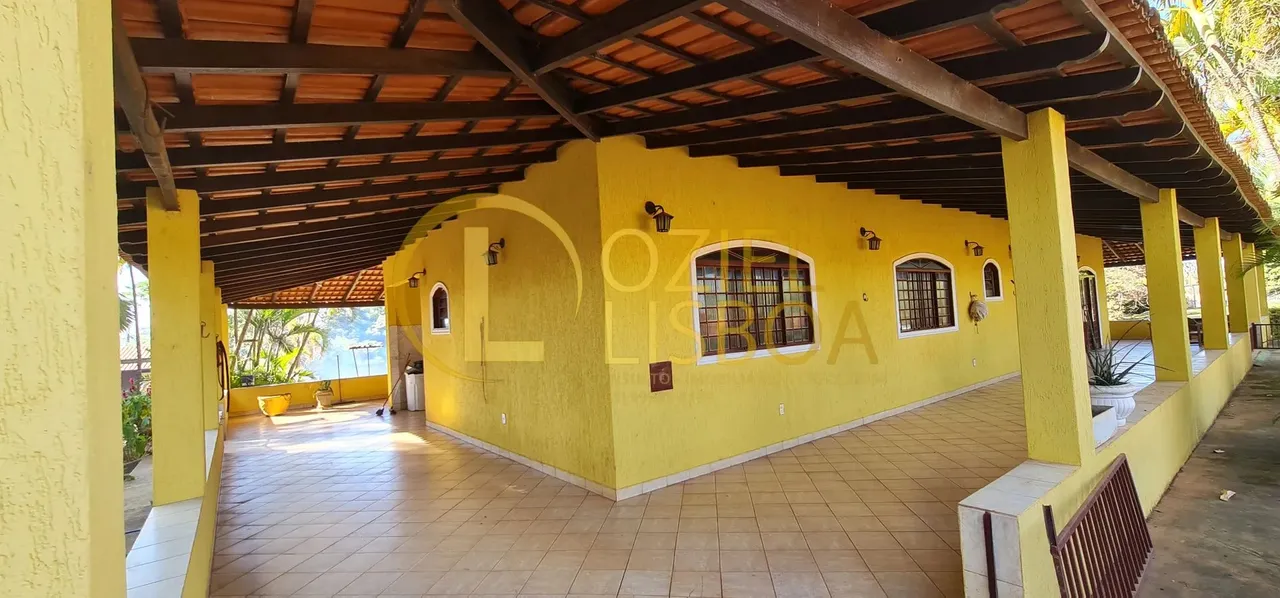 VENDO CHÁCARA 20.000m² INCRA 09 COM PISCINA CHURRASQUEIRA 2 CASAS GRANDES NA LAJE 300m DO