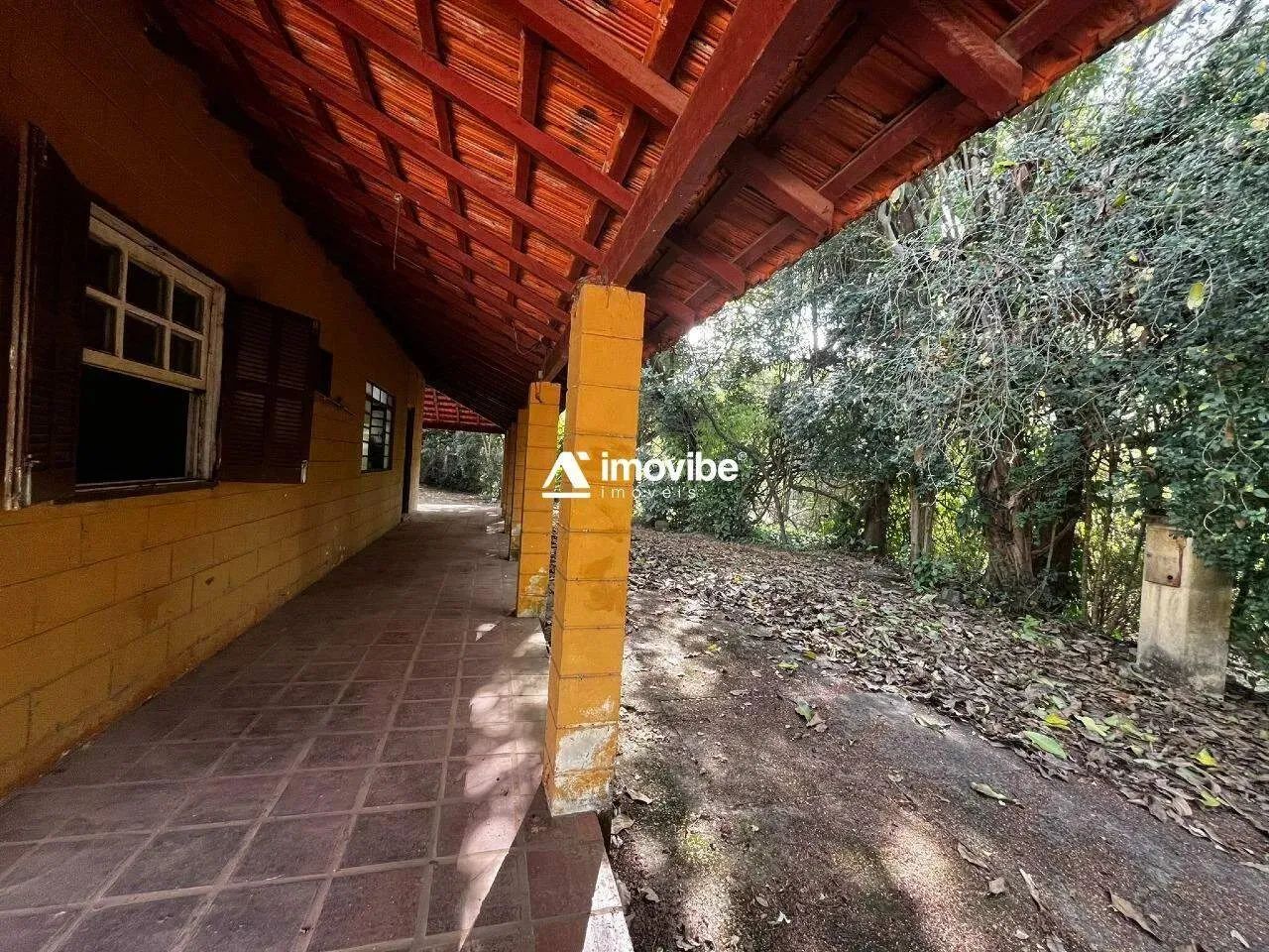 Chácara com 7.000m² com mata natural, casa 3 quartos avarandada, nascente natural - Limeir - Foto 2