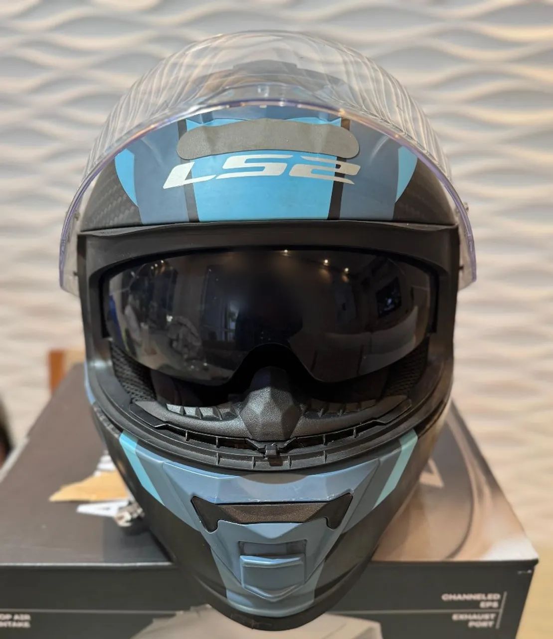 Capacete de Moto LS2 FF800 Storm Carbon - Design Moderno - Foto 2
