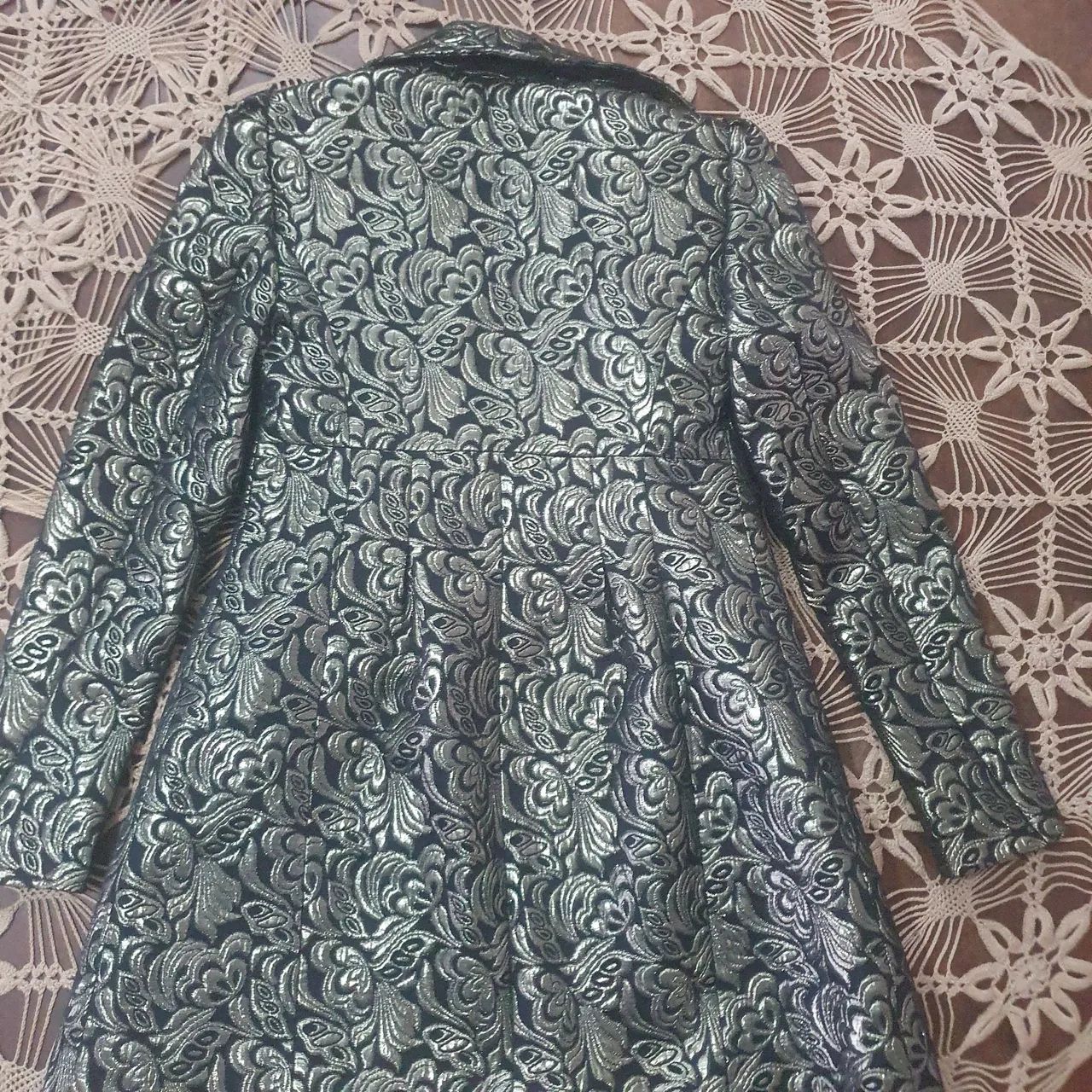 Casaco feminino preto e prata  - Foto 2