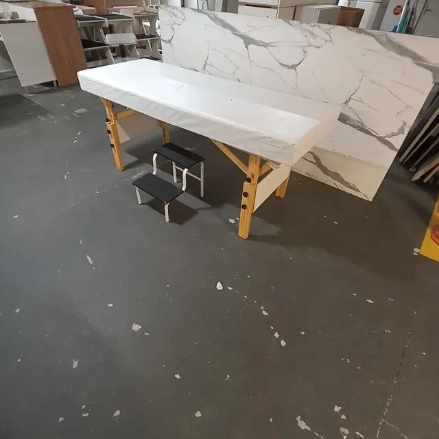 Maca fixa com escadinha de metal 