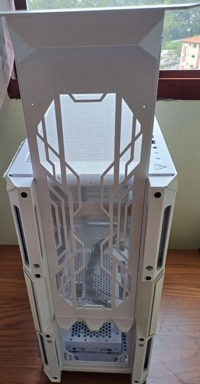 gabinete gamer marca xpg starker compact, mid tower, lateral em vidro temperado - Foto 3