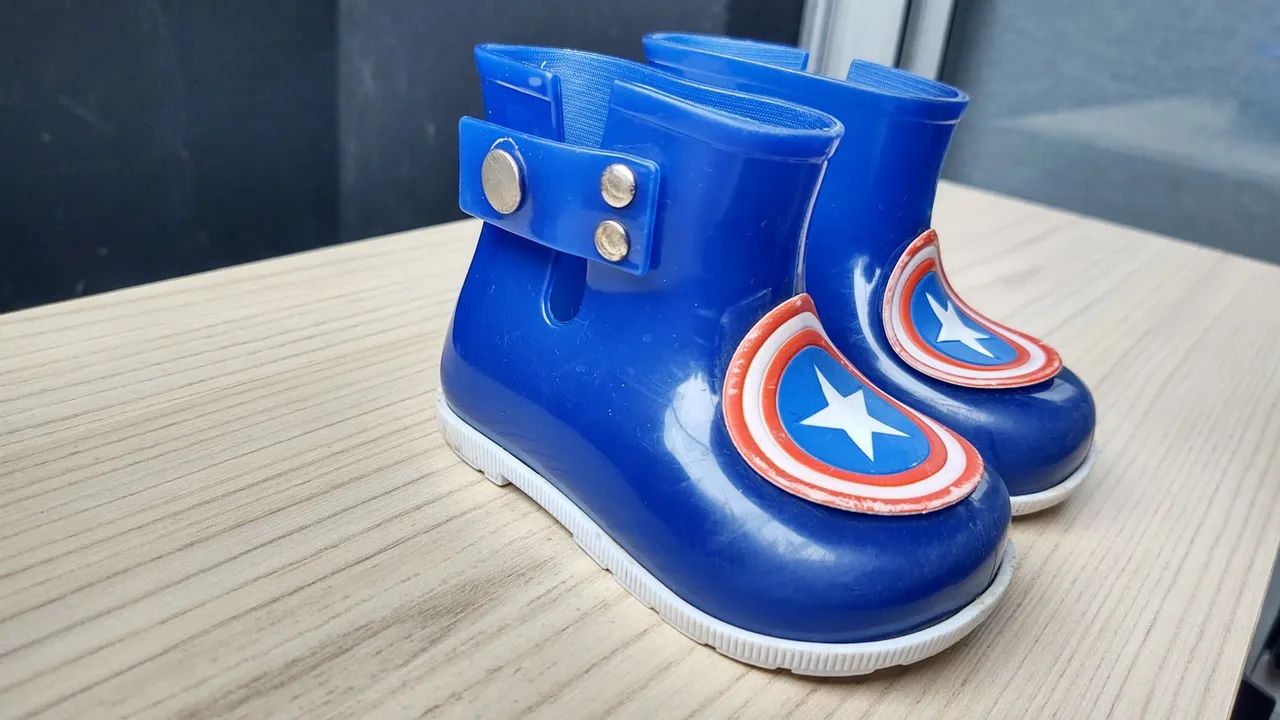 Bota galocha mini melissa 19 Capitão América Calçados Infantis