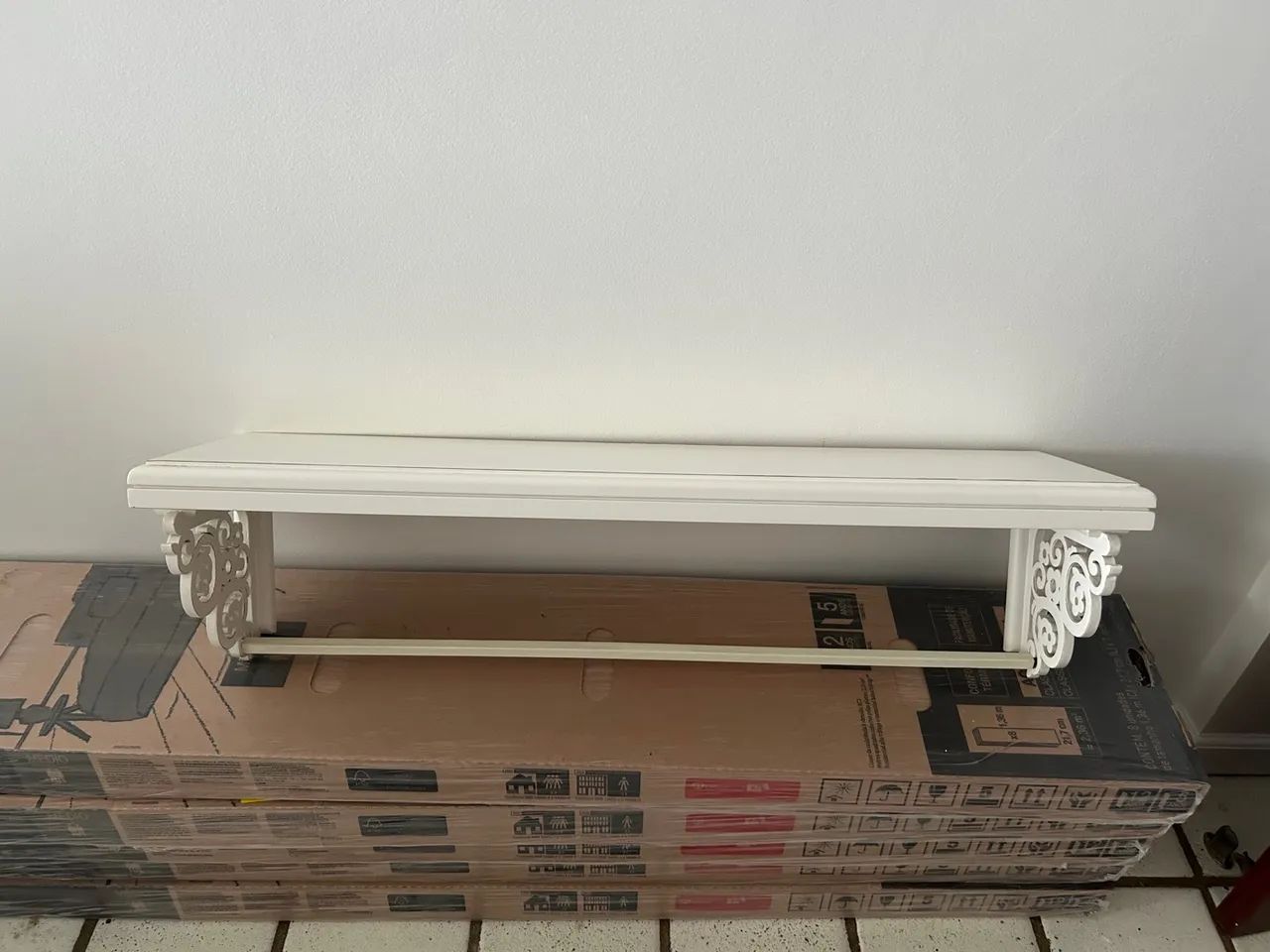 Prateleira de quarto de criança