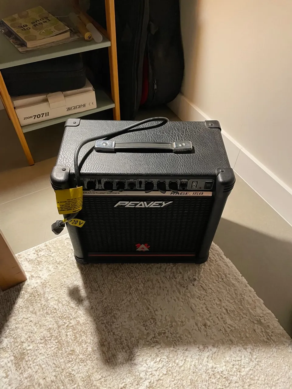 Amplificador Peavey Rage 158