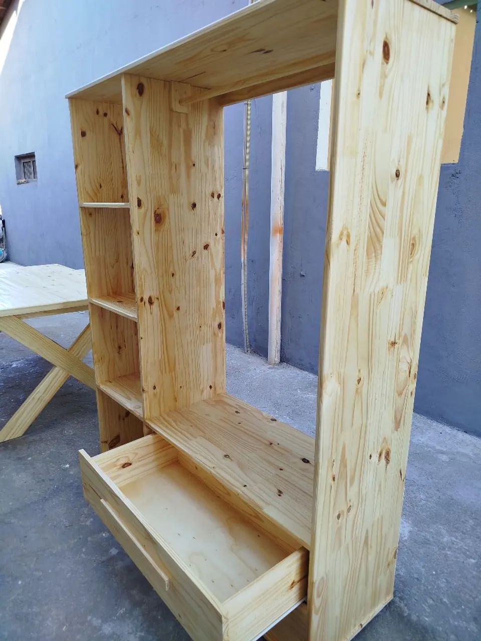 Closets de madeira de pinus. Guarda roupas. Arara multiuso. - Foto 4