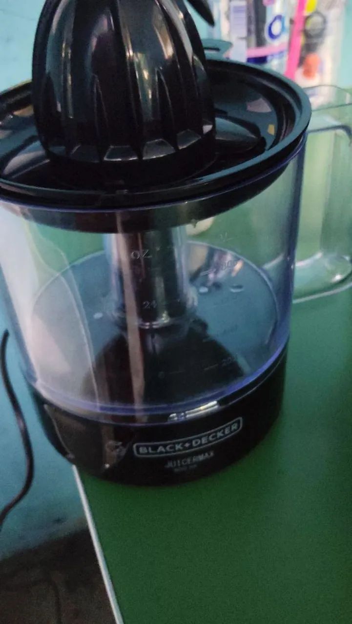 Espremedor de frutas Black Decker 