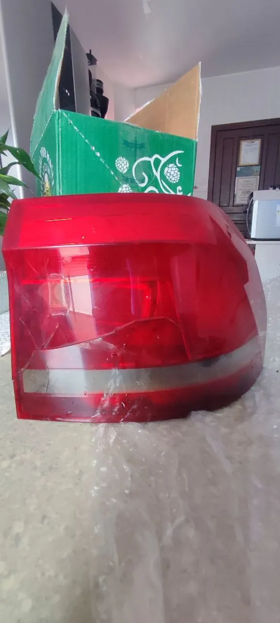 Lanterna traseira - VW FOX 16/17 lado direito