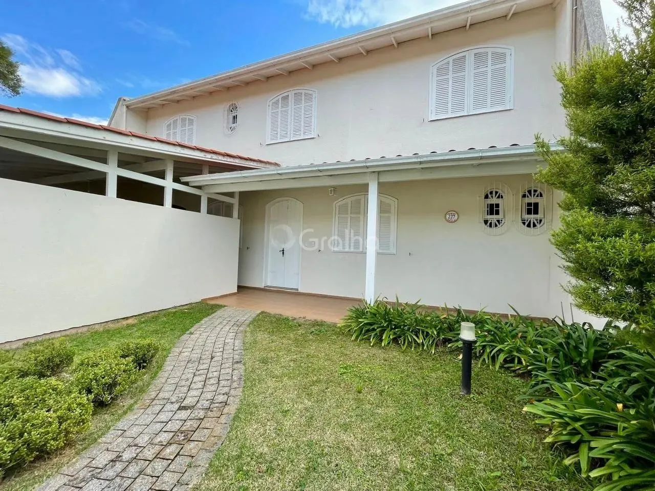 Imóvel para venda com 210 metros quadrados com 4 quartos em Córrego Grande - Florianópolis