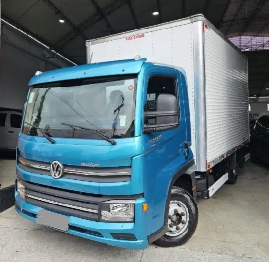 Caminhão Volkswagen Delivery Baú - 2024