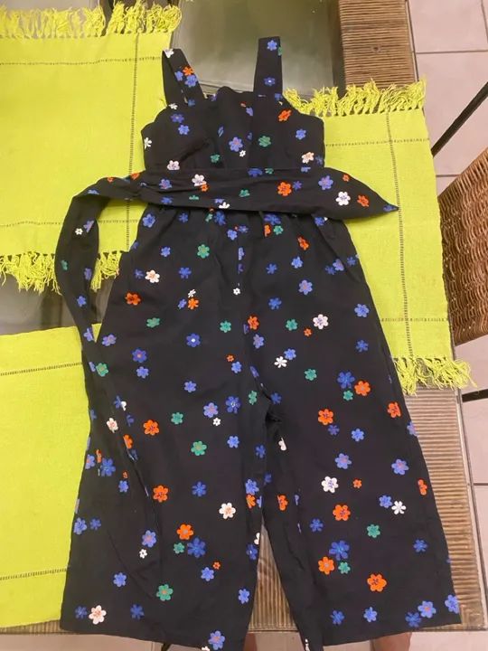 Marca: FÁBULA Macacão Infantil Floral - 4 anos - Loja Fábula Shopping Rio Design