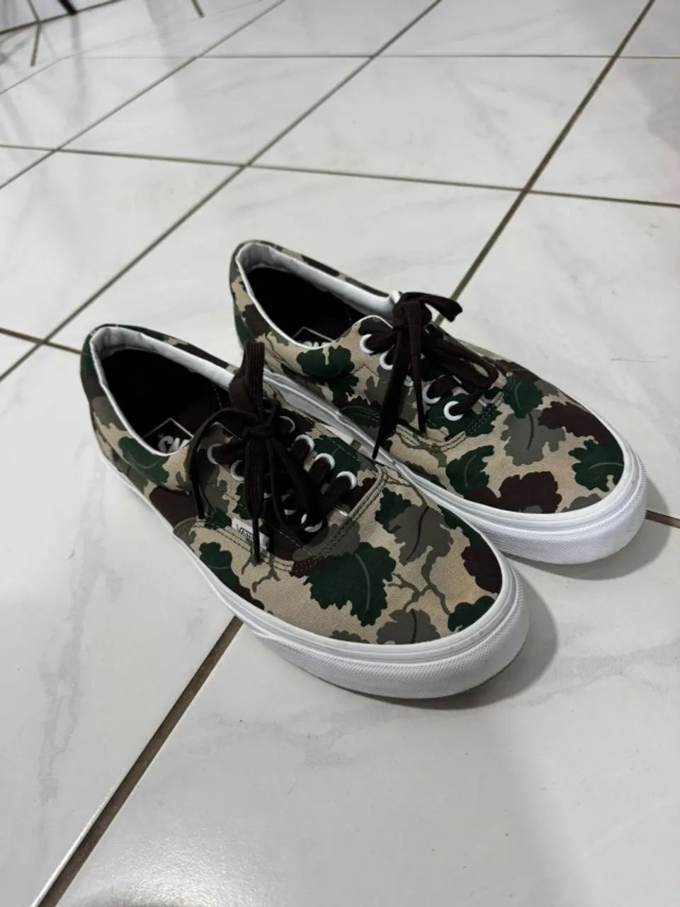 Tênis Vans camuflado importado